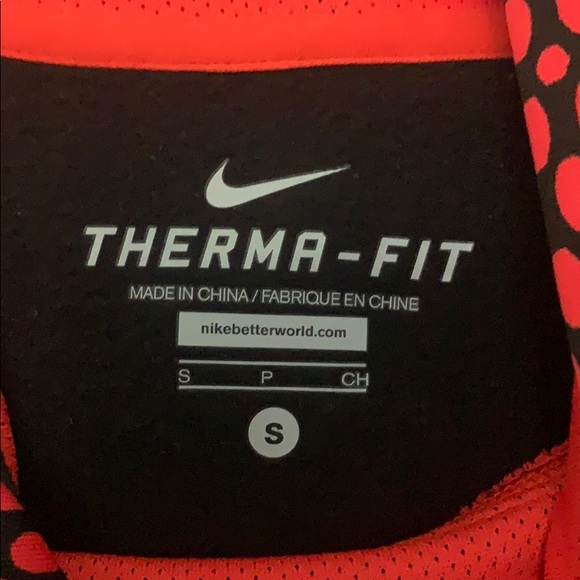 Women’s Nike - Therma-fit Sweatshirt - Picture 2 of 5